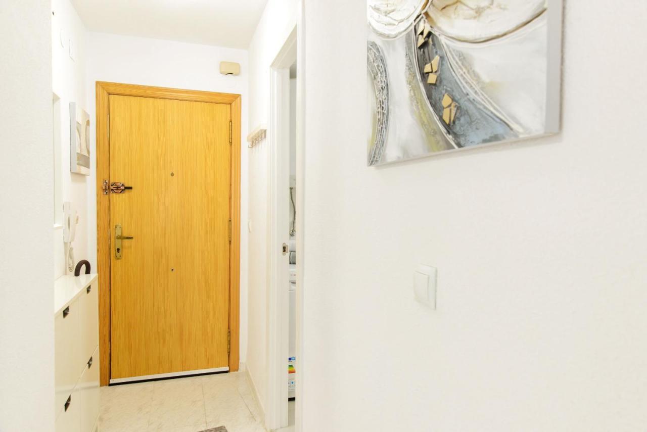 Holiday Suite Playa Del Cura Торевьиа Экстерьер фото