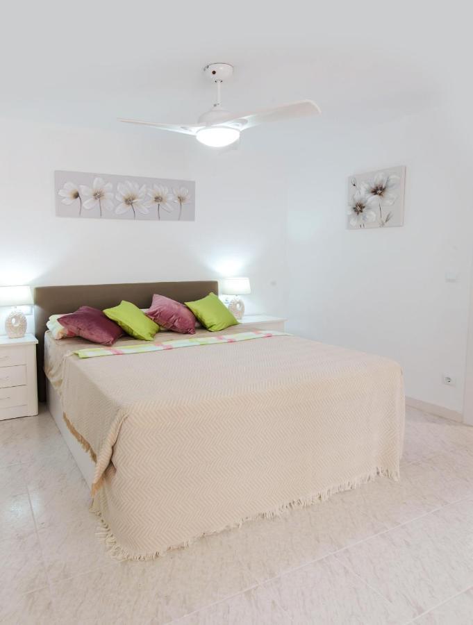 Holiday Suite Playa Del Cura Торевьиа Экстерьер фото