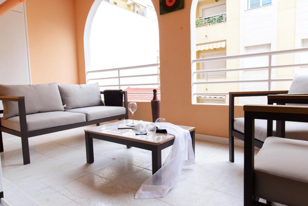 Holiday Suite Playa Del Cura Торевьиа Экстерьер фото