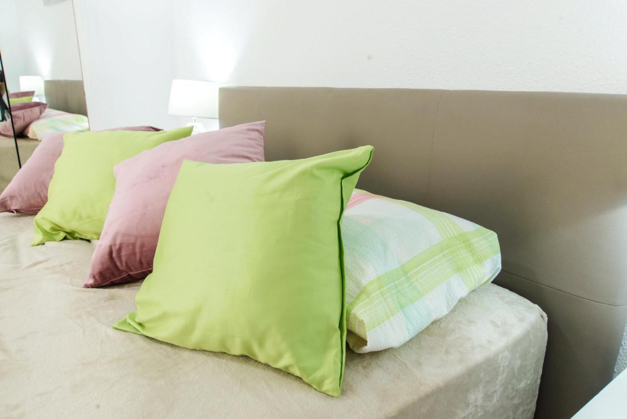 Holiday Suite Playa Del Cura Торевьиа Экстерьер фото