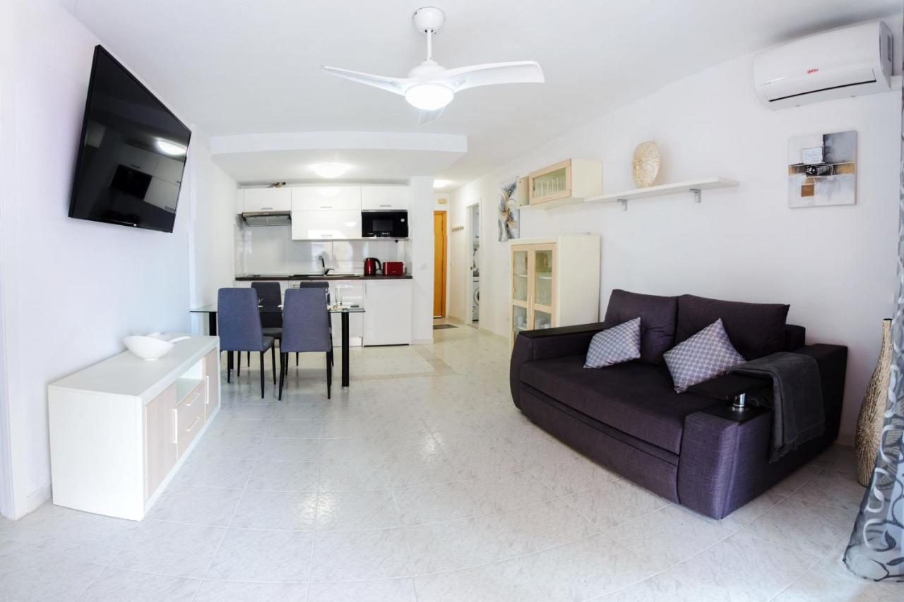 Holiday Suite Playa Del Cura Торевьиа Экстерьер фото