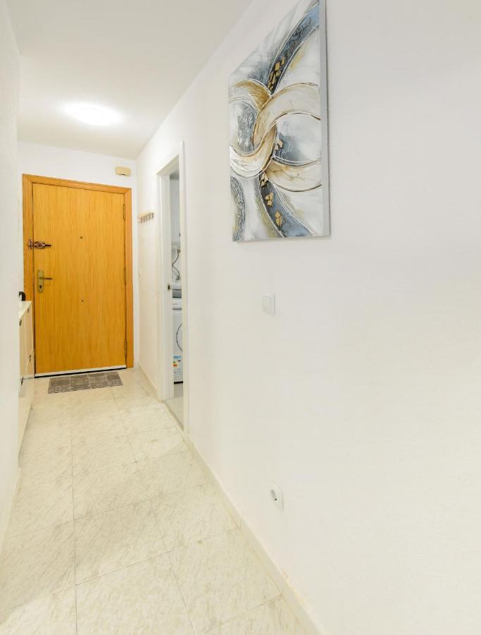 Holiday Suite Playa Del Cura Торевьиа Экстерьер фото